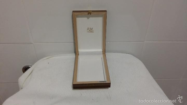 Antig&uuml;edades: caja incrustacion hueso - Foto 2