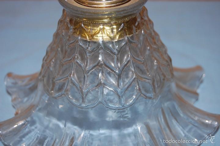 Antig&uuml;edades: TULIPA EN CRISTAL CON BOCA ONDULADA - Foto 3