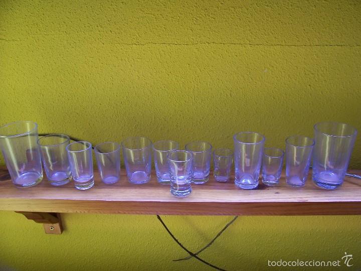 Antig&uuml;edades: 6 COLECCION DE VASITOS ANTIGUOS - Foto 1