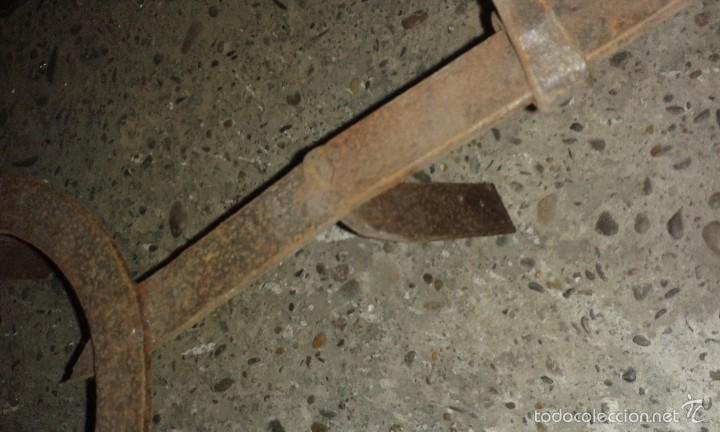Antig&uuml;edades: TREBEDES FORJA REMACHES - Foto 2