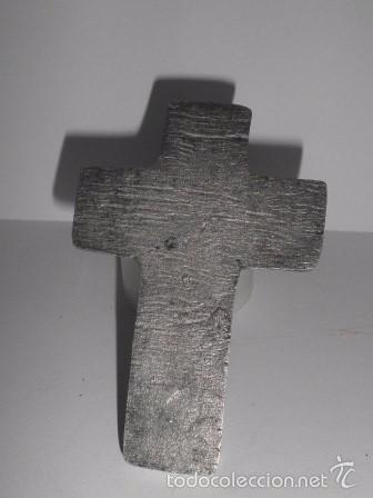 Antig&uuml;edades: Crucifijo de aleaci&oacute;n de aluminio - Foto 3