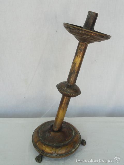 Antig&uuml;edades: CANDELABRO ANTIGUO DE LAT&Oacute;N. S.XIX. - Foto 2