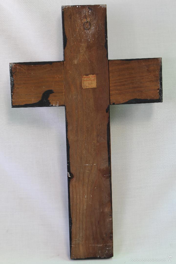 Antig&uuml;edades: cristo en la cruz en pasta y madera - Foto 2