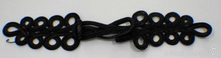 Antig&uuml;edades: Broche negro - Foto 1