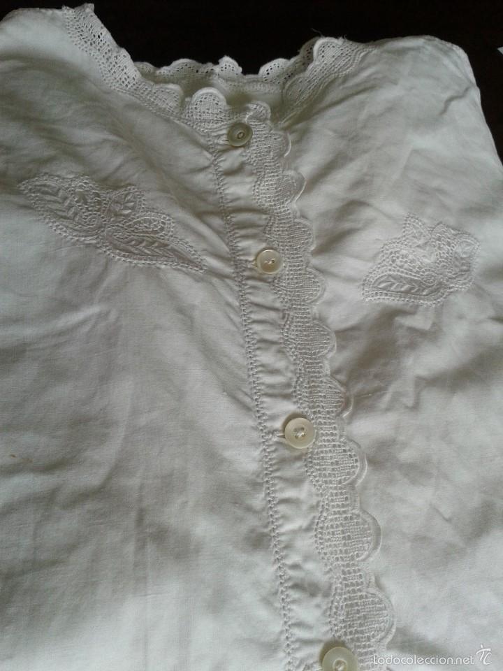 Antig&uuml;edades: LOTE DE DOS CAMISONES. - Foto 3