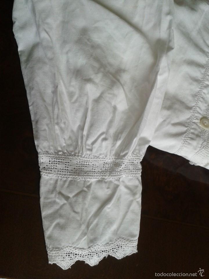 Antig&uuml;edades: LOTE DE DOS CAMISONES. - Foto 4