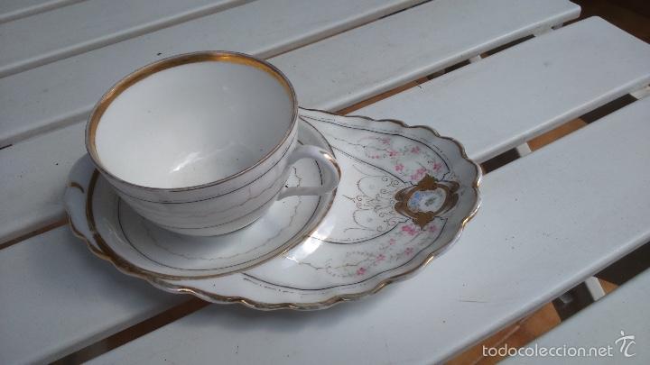 Antig&uuml;edades: Sevicio de desayuno Art Nouveau en porcelana.