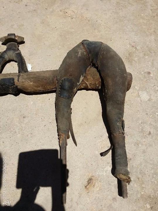 Antig&uuml;edades: Yugo antiguo. - Foto 2