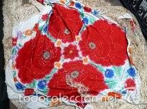 Antig&uuml;edades: MANTON BORDADO CON ROSAS - Foto 2