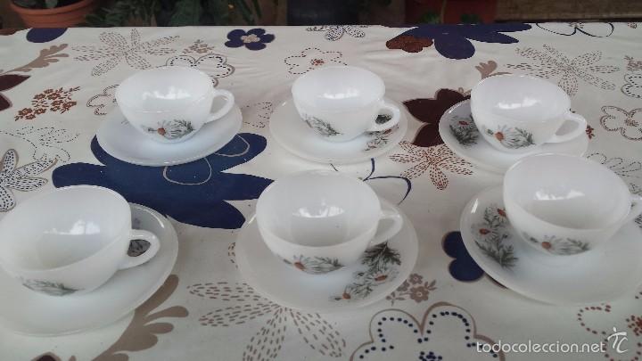 Antig&uuml;edades: antiguo juego de cafe de arcopal. - Foto 2