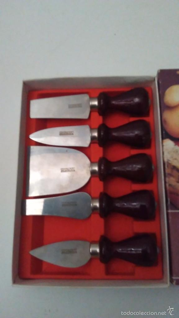 Antig&uuml;edades: Juego de utensilios cortaquesos - Foto 1