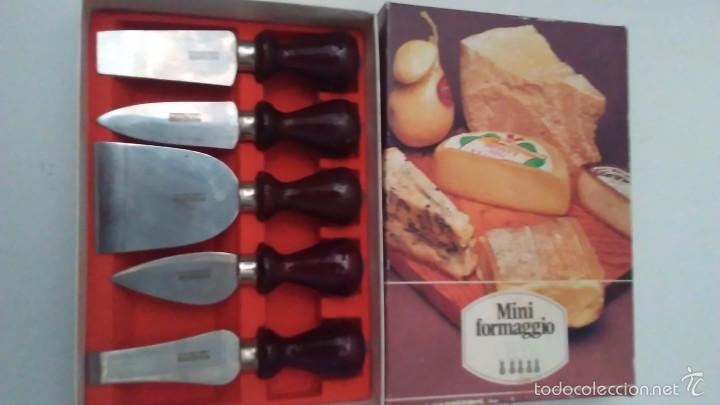 Antig&uuml;edades: Juego de utensilios cortaquesos - Foto 3