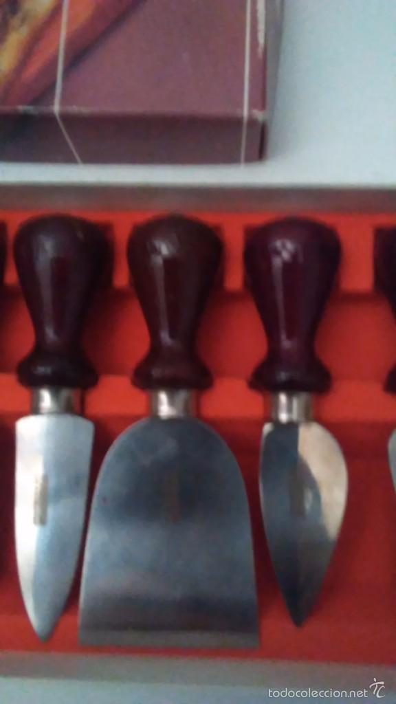 Antig&uuml;edades: Juego de utensilios cortaquesos - Foto 6