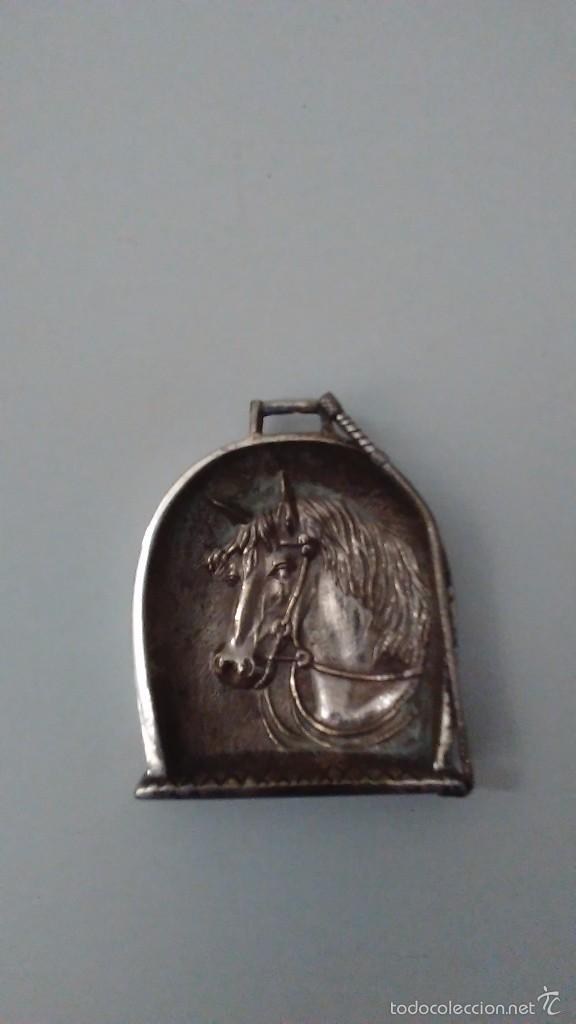 Antig&uuml;edades: Medalla trofeo de carrera de caballos - Foto 9