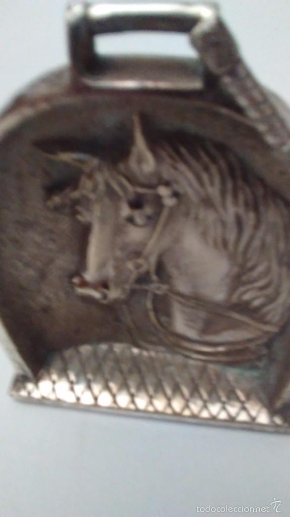 Antig&uuml;edades: Medalla trofeo de carrera de caballos - Foto 13