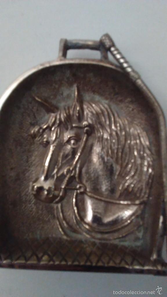 Antig&uuml;edades: Medalla trofeo de carrera de caballos - Foto 16