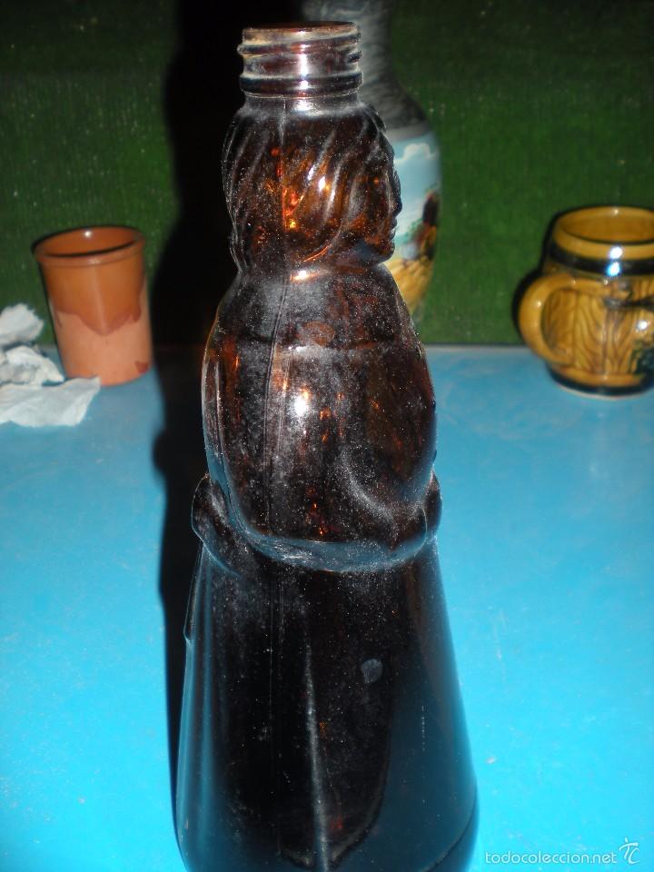 Antig&uuml;edades: Botella de vidrio con forma de se&ntilde;ora - Foto 2