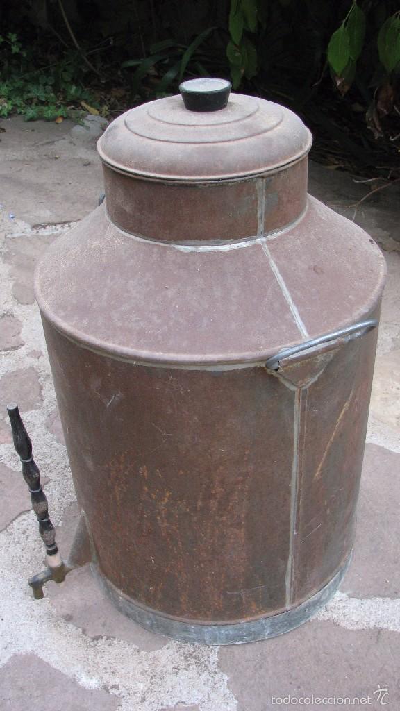 Antig&uuml;edades: Dep&oacute;sito de laton. - Foto 1