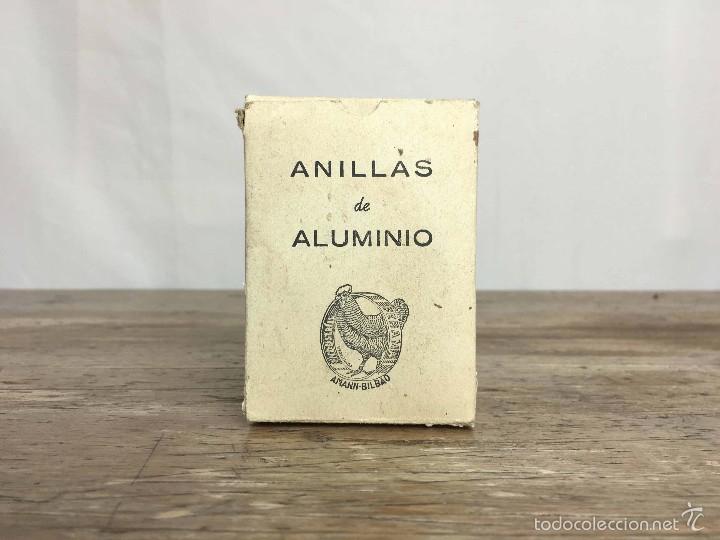 Antig&uuml;edades: Tiras para anillar gallinas - Foto 1