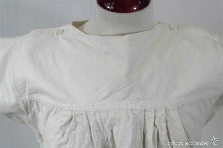 Antig&uuml;edades: Camisa de c&aacute;&ntilde;amo - Foto 2
