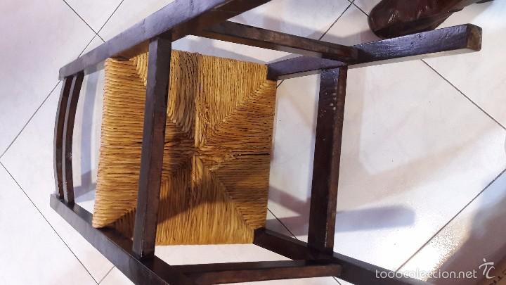 Antig&uuml;edades: silla de madera y enea - Foto 5
