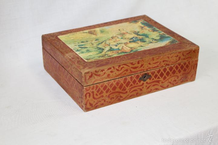 Antig&uuml;edades: caja neceser en madera con espejo - Foto 3