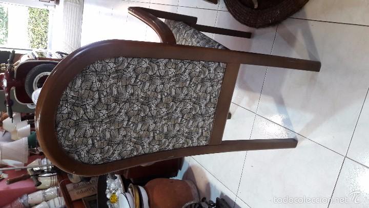 Antig&uuml;edades: silla , butaca con reposabrazos de madera - Foto 4
