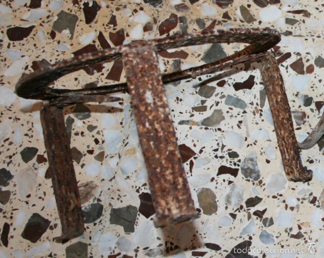 Antig&uuml;edades: TREBEDES MUY ANTIGUAS - Foto 3