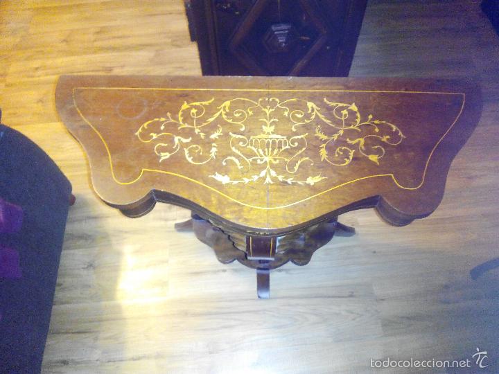 Antig&uuml;edades: Consola de nogal con marqueter&iacute;a - Foto 4