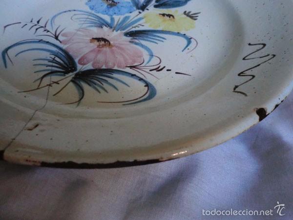 Antig&uuml;edades: ANTIGUO PLATO MANISES 31 CM , CON GRAPAS - Foto 5