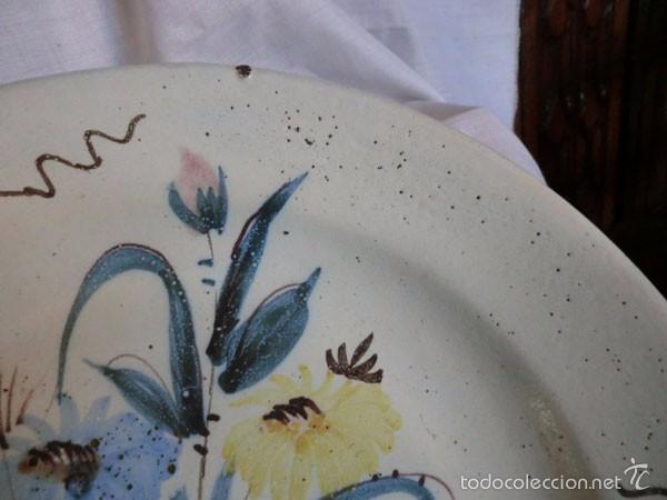 Antig&uuml;edades: ANTIGUO PLATO MANISES 31 CM , CON GRAPAS - Foto 6