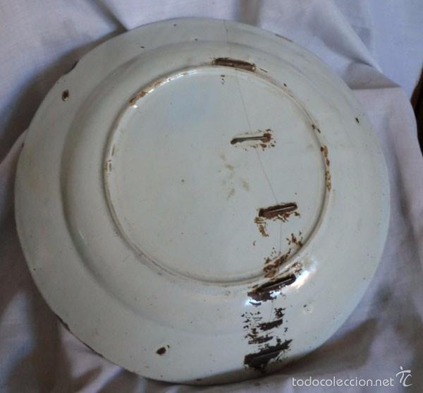 Antig&uuml;edades: ANTIGUO PLATO MANISES 31 CM , CON GRAPAS - Foto 8