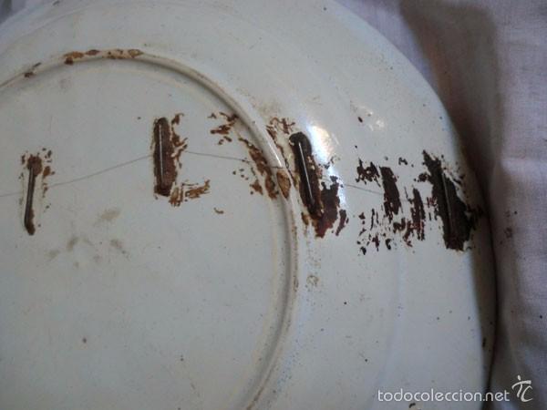 Antig&uuml;edades: ANTIGUO PLATO MANISES 31 CM , CON GRAPAS - Foto 9