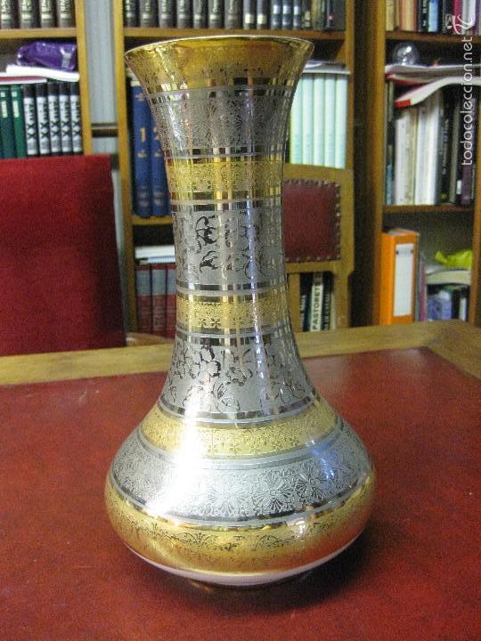 Antiques: jarron porcelana oro y plata