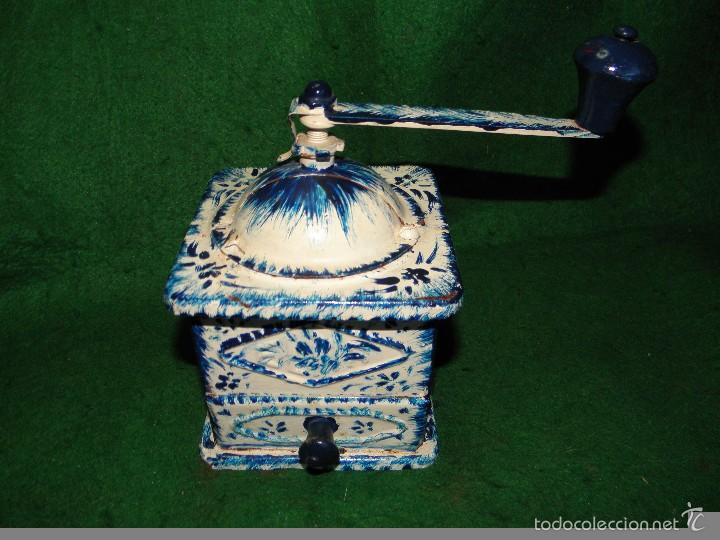 Antig&uuml;edades: ANTIGUO MOLINILLO DE CAFE ELMA METALICO PINTADO