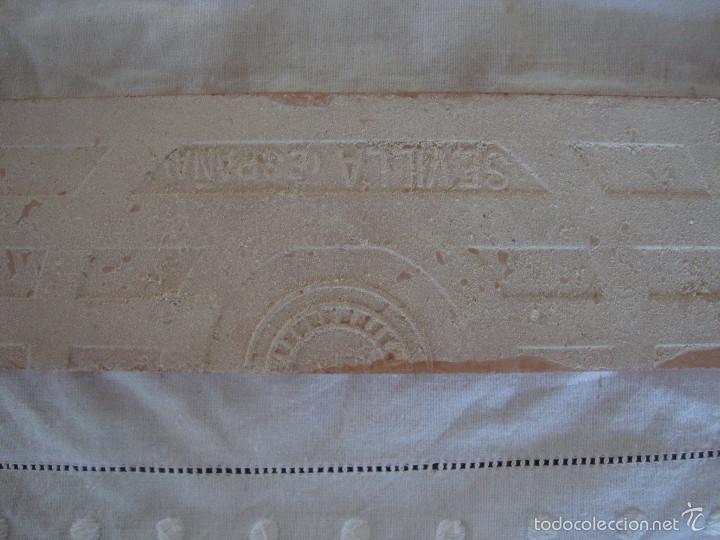 Antig&uuml;edades: Azulejo cenefa Ramos Rejano - Foto 2