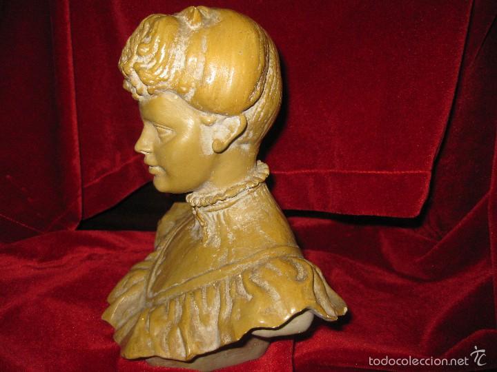 Antig&uuml;edades: figura dama modernista de estuco - Foto 3
