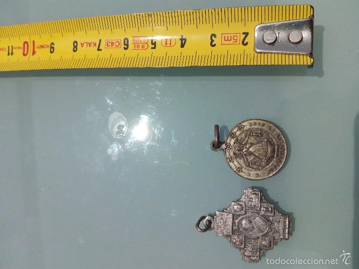 Antig&uuml;edades: Dos medallas religiosas de 1941 - Foto 1