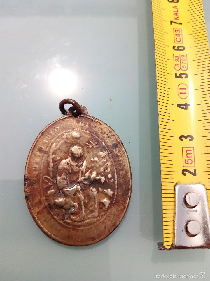 Antig&uuml;edades: Medalla de bronce antigua religiosa - Foto 3