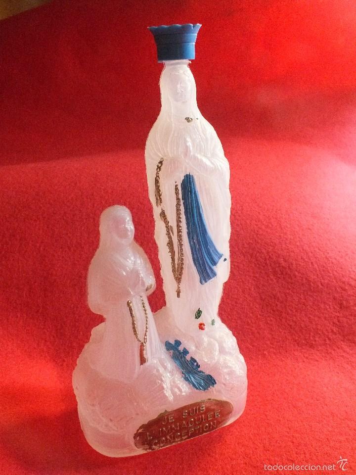 Antig&uuml;edades: VIRGEN LOURDES BOTELLA PL&Aacute;STICO JE SUIS INMACULEE CONCEPTION - Foto 4