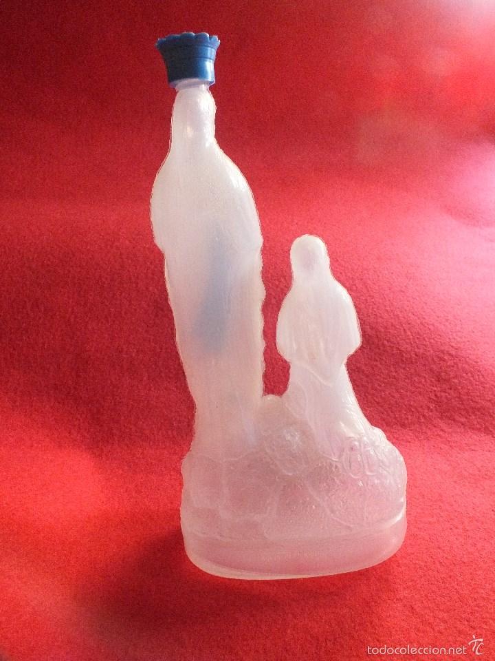 Antig&uuml;edades: VIRGEN LOURDES BOTELLA PL&Aacute;STICO JE SUIS INMACULEE CONCEPTION - Foto 5