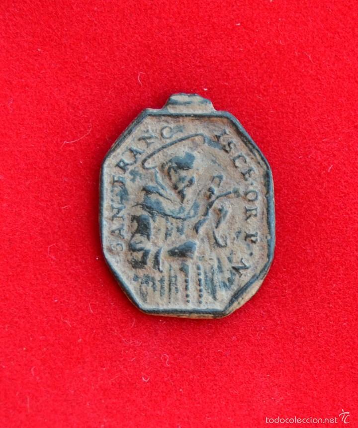 Antig&uuml;edades: MEDALLA A CLASIFICAR. - Foto 1