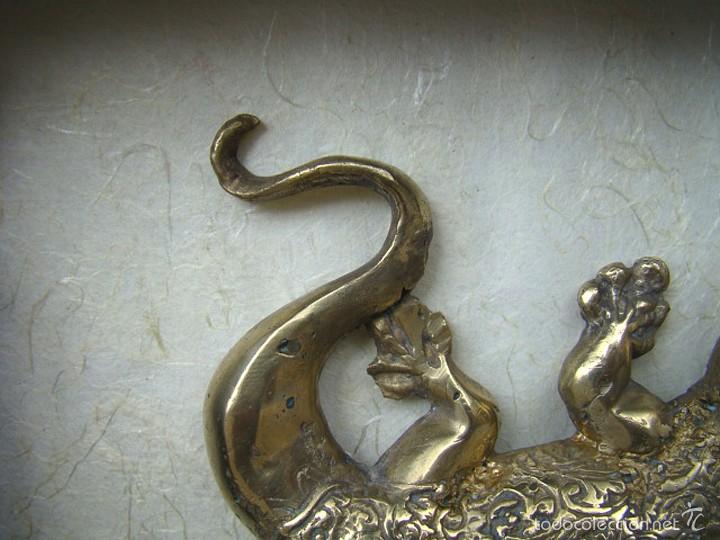 Antig&uuml;edades: CUADRO DE GECKO EN LATON. 25X30. NOVEDAD - Foto 2