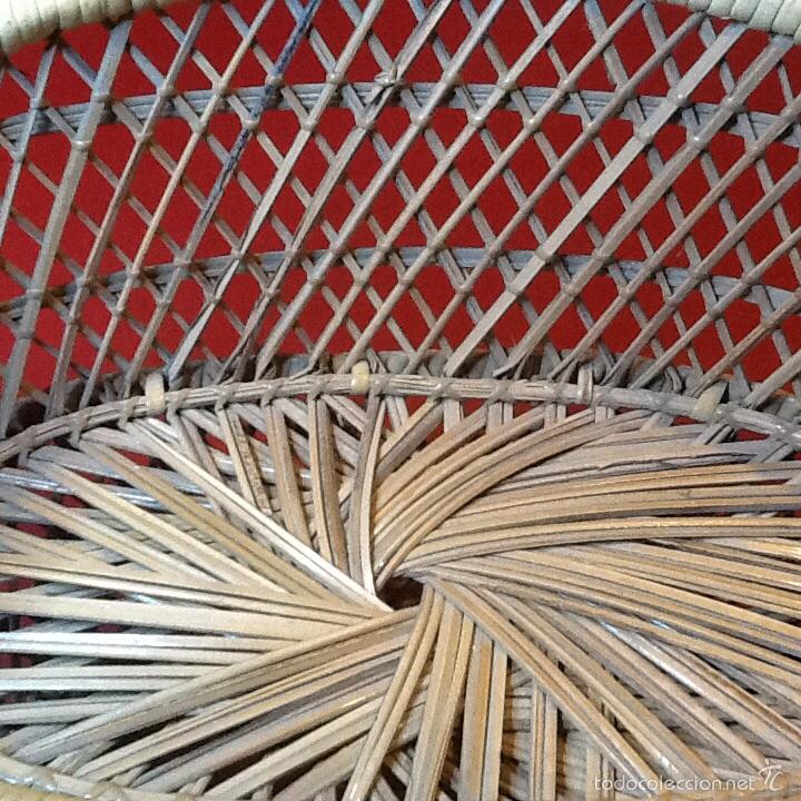 Antig&uuml;edades: Sill&oacute;n de  mimbre para mu&ntilde;ecas de porcelana - Foto 5