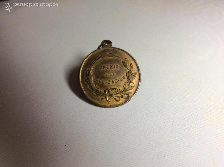 Antig&uuml;edades: MEDALLA PREMIO A LA APLICACI&Oacute;N - Foto 2