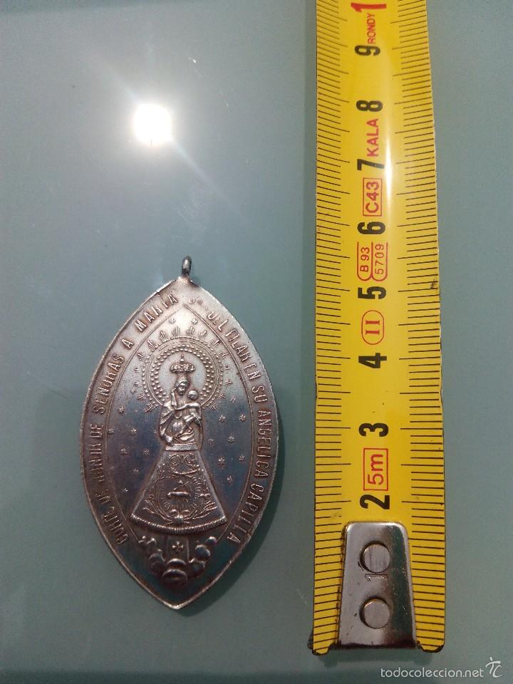Antig&uuml;edades: Medalla de Nuestra Se&ntilde;ora del Pilar de aluminio - Foto 3