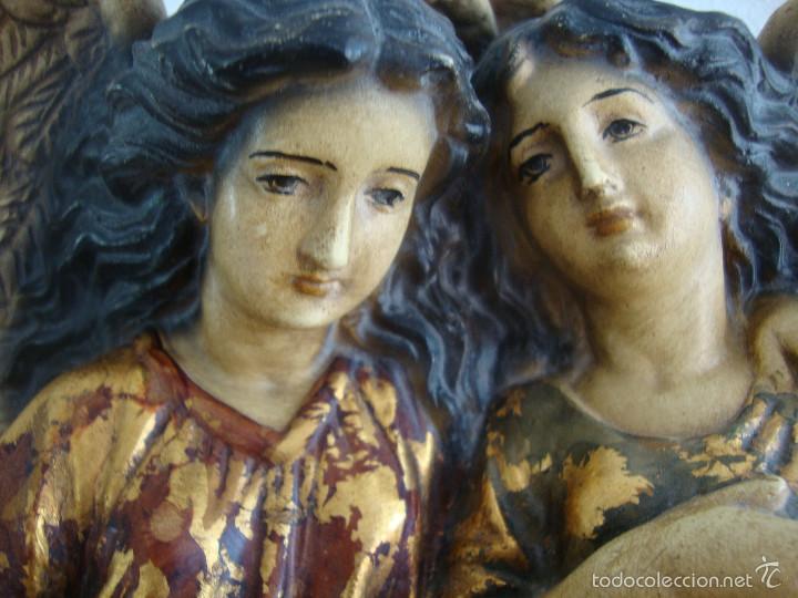 Antig&uuml;edades: Antigua Benditera policromada - Foto 2