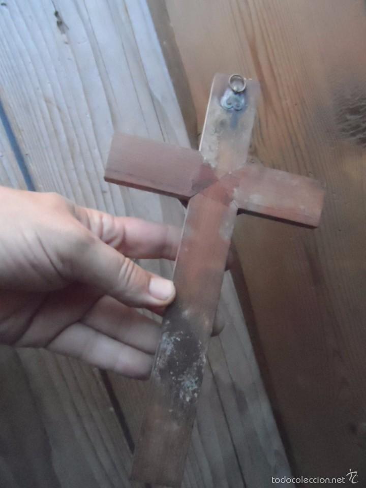 Antig&uuml;edades: CRUCIFIRO MADERA NACAR Y BRONCE - Foto 4