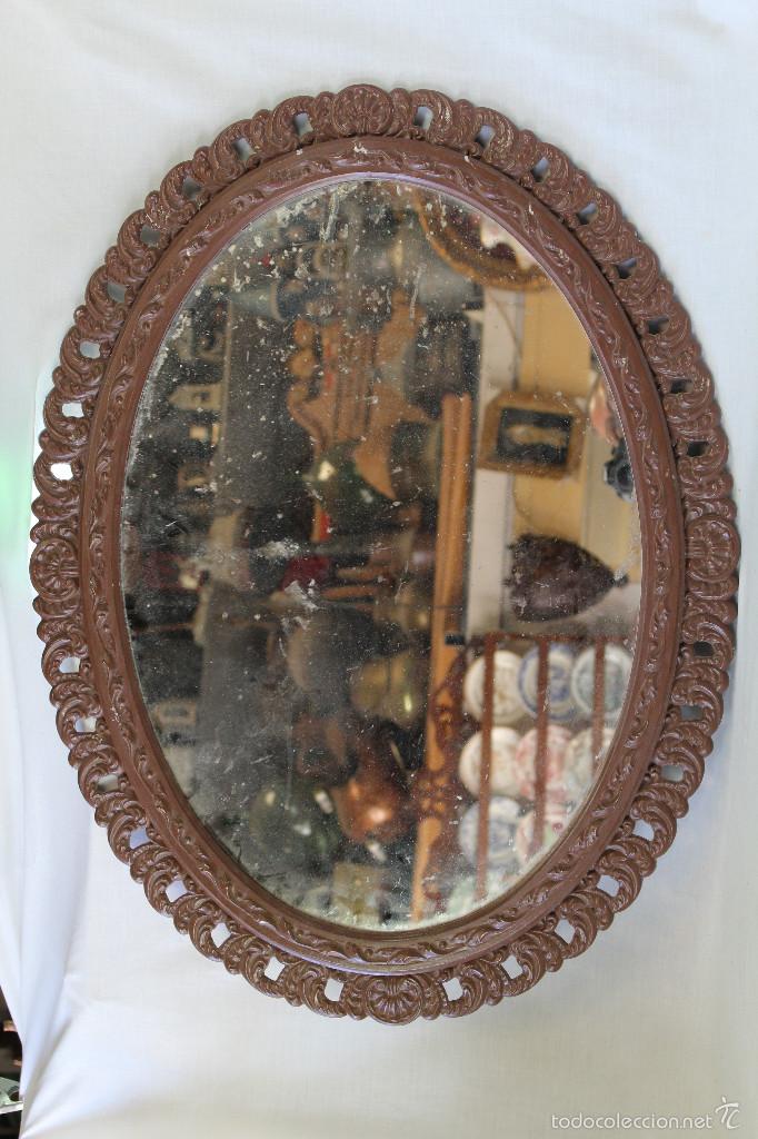 Antig&uuml;edades: espejo en resina pintada - Foto 1