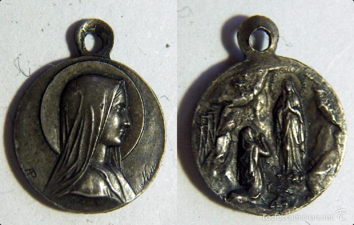 Antig&uuml;edades: Peque&ntilde;a medalla Religiosa - Foto 1